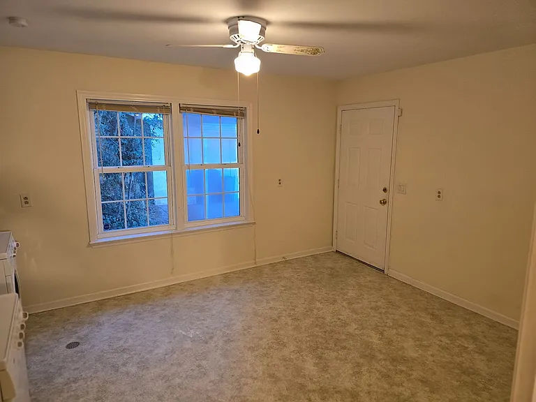 1657 Upland Dr — Photo 6