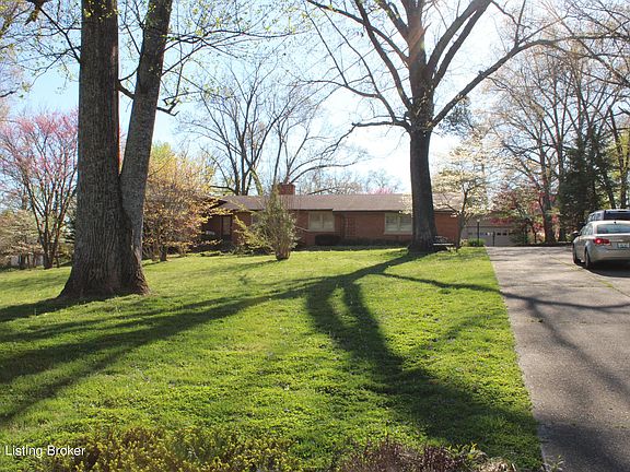 2nd image of 435 S Woodland Dr