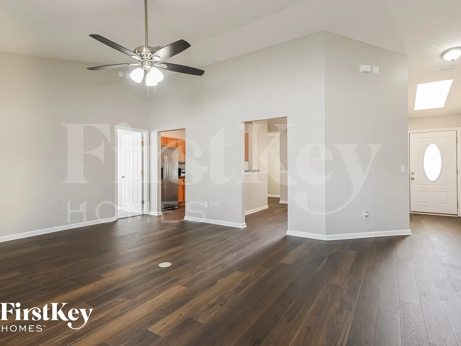 3 bed, 2.0 bath, 1550 sqft, $2,070 — Photo 4
