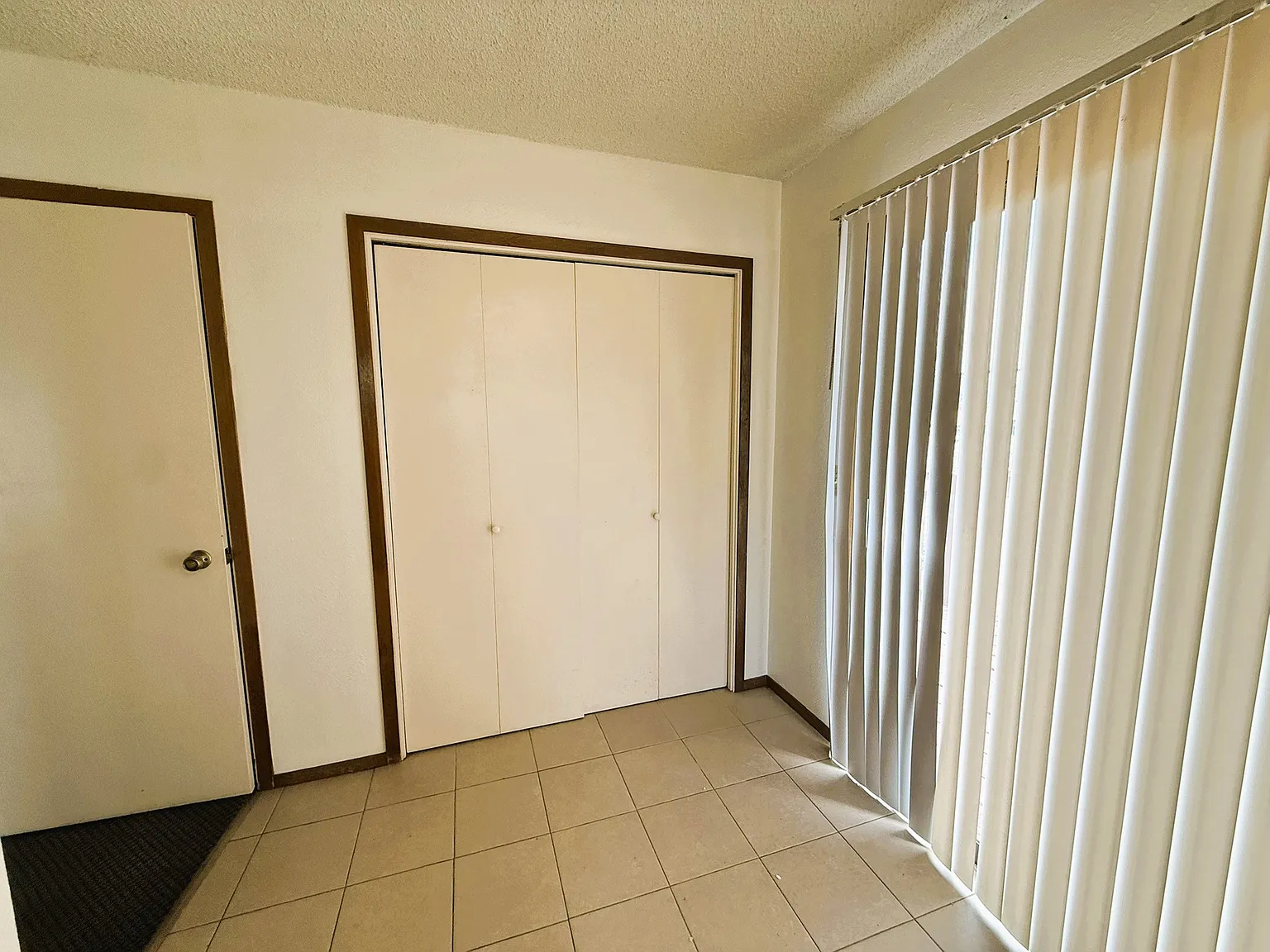 2 bed, 800 sqft, $750 — Photo 4