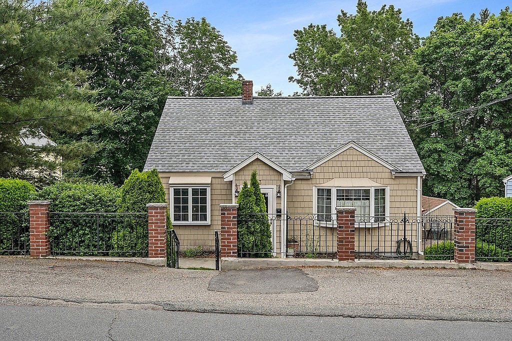 83 Pleasant View Ave, Braintree, MA 02184 Zillow