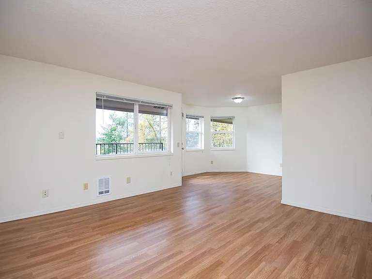 Caldera at Sunnybrook | The Landing Living Room