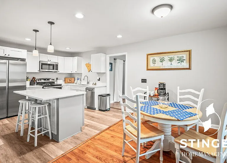 907 Belleview Cir W — Photo 10