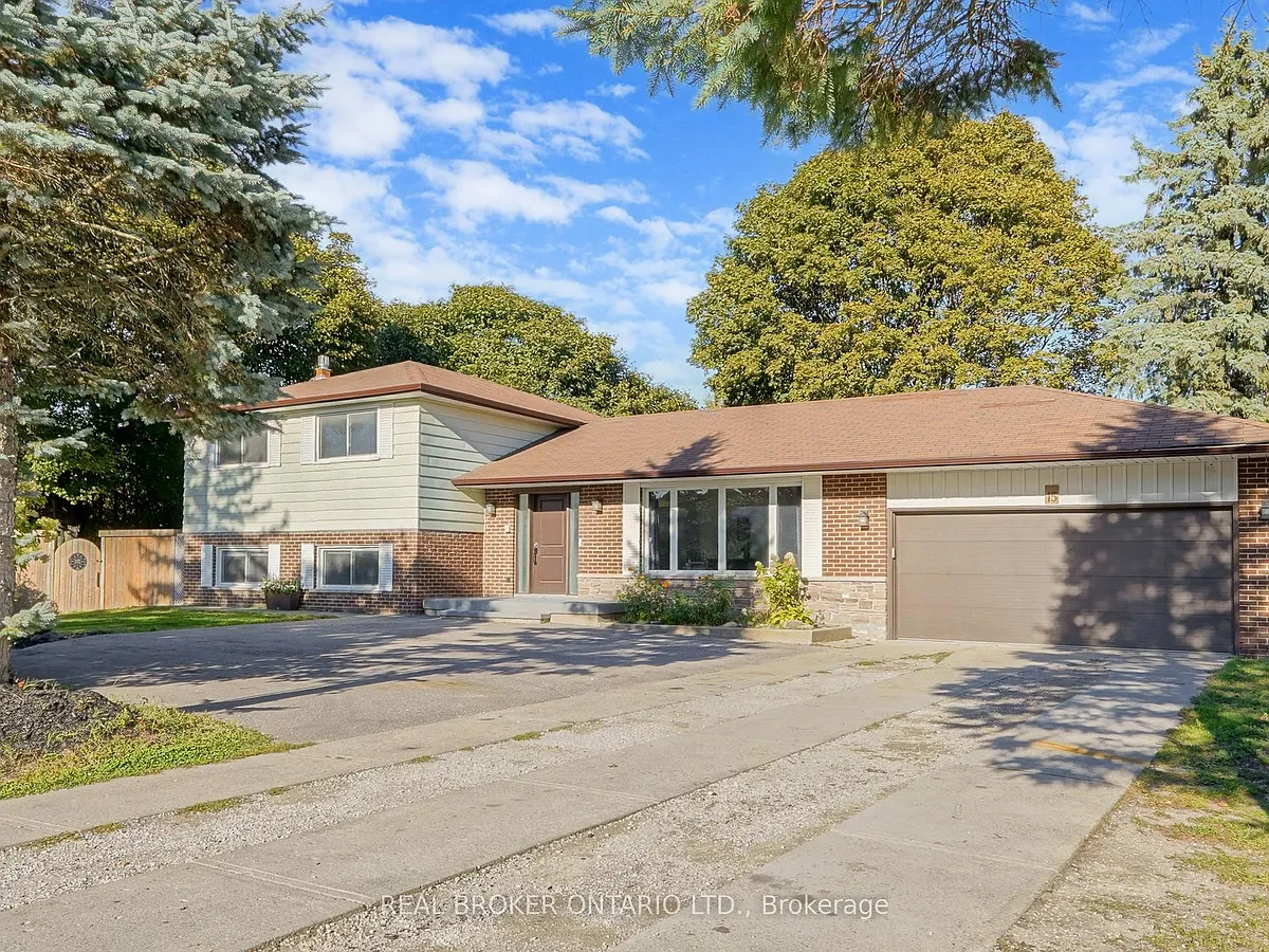 Photo 2 of 46 - 15 Jasmine Cres - Whitchurch Stouffville, ON Building Photo - 15 Jasmine Cres