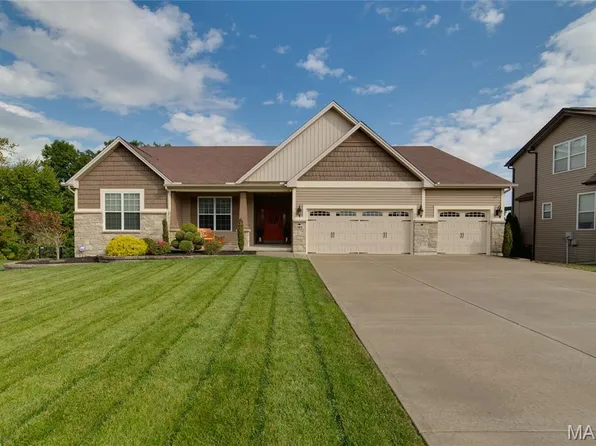 103 Eckstein Ln, Lake Saint Louis, MO 63367