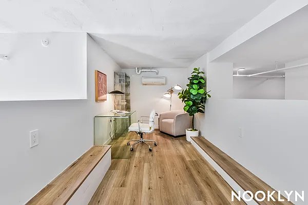 Rented by Nooklyn NYC LLC | media 52