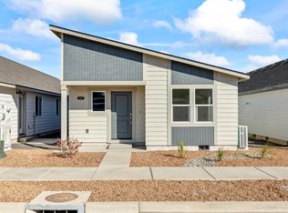 4067 SW Pumice Ave, Redmond, OR 97756
