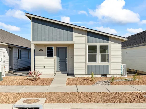 4067 SW Pumice Ave, Redmond, OR 97756