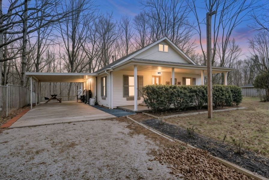 1st image of 408 Spring St