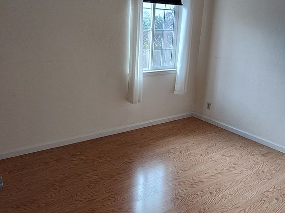 5th image of 425 Filbert St