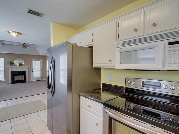 3rd image of 784 Faircloth Dr