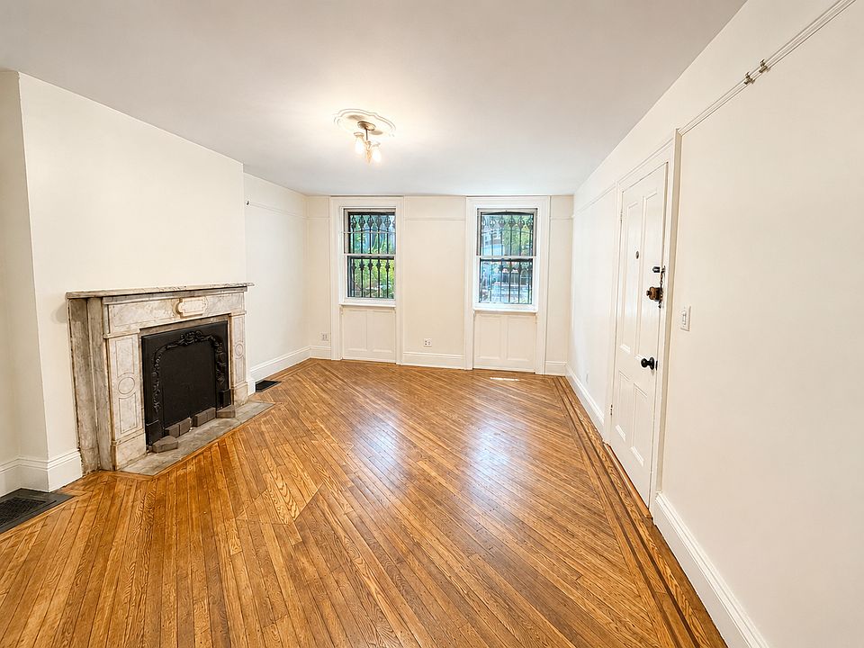 1st image of 119 Gates Ave #1