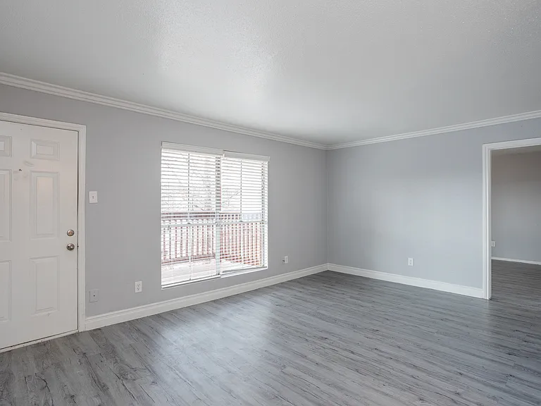Camino Del Sol Apartments — Photo 37