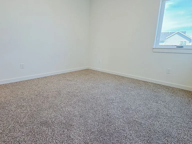 961 Covey Run Rd — Photo 7