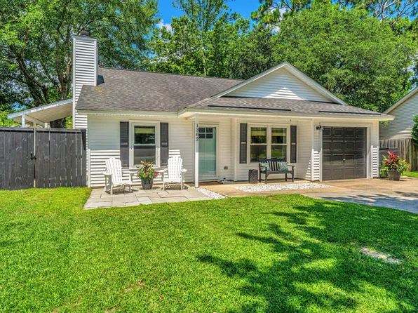 1382 W Point Dr, Mount Pleasant, SC 29466