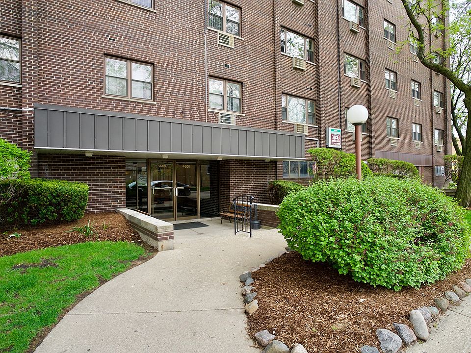 1st image of 4600 N Cumberland Ave Unit 312