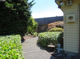 6904 SE Riverside Dr APT 6, Vancouver, WA 98664