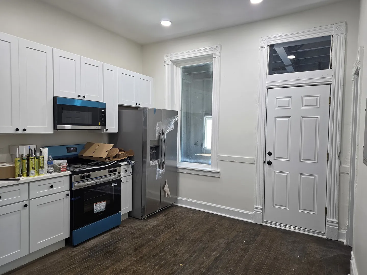 2 bed, 700 sqft, $1,850 — Photo 4