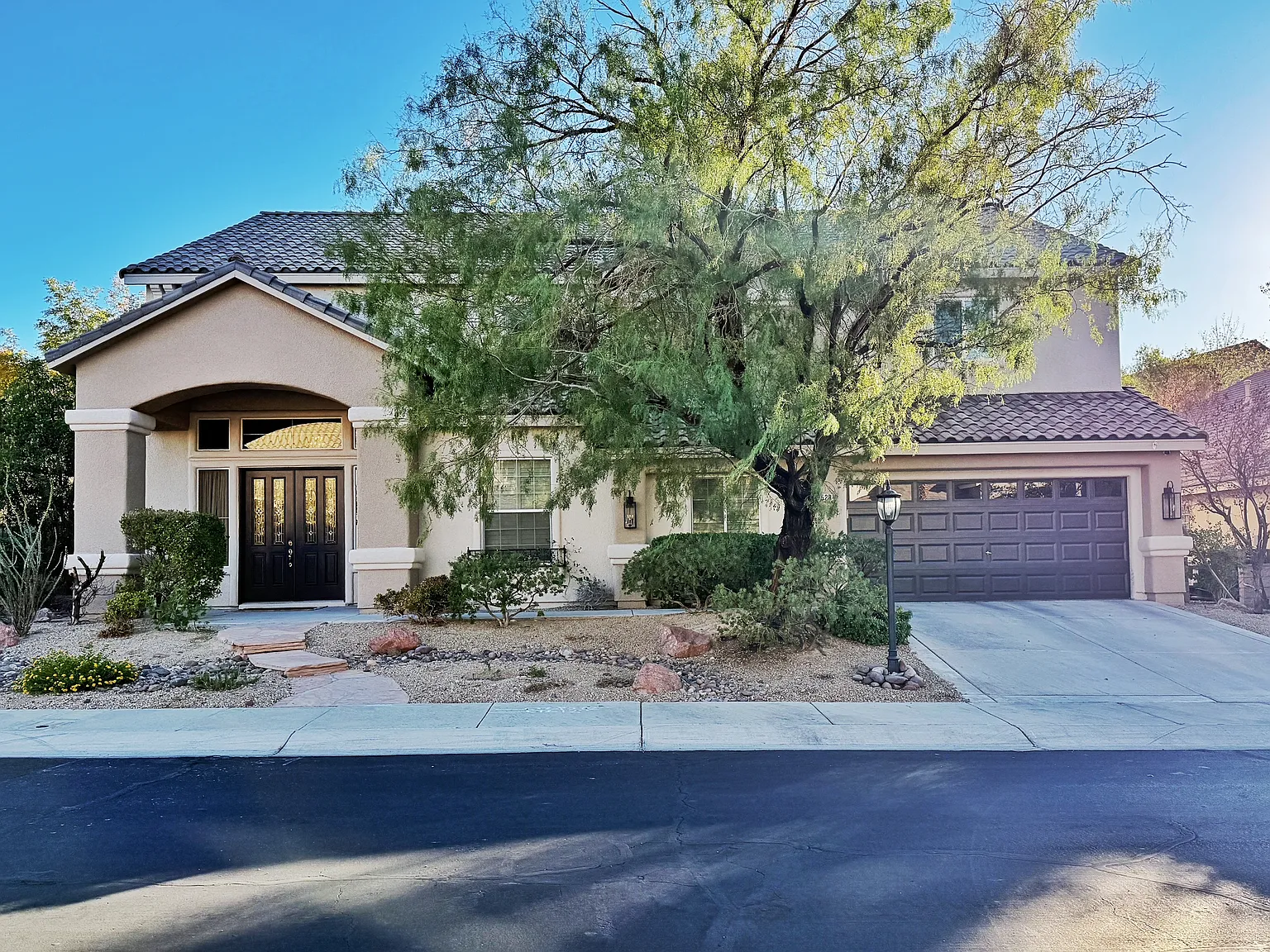 5 bed, 4300 sqft, $6,000 — Photo 3