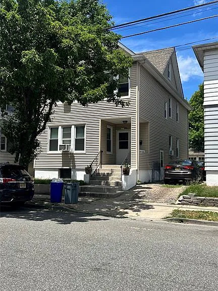 52 Christie Ave #1 — Photo 1