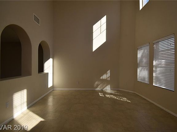 3rd image of 5333 Las Cruces Heights St