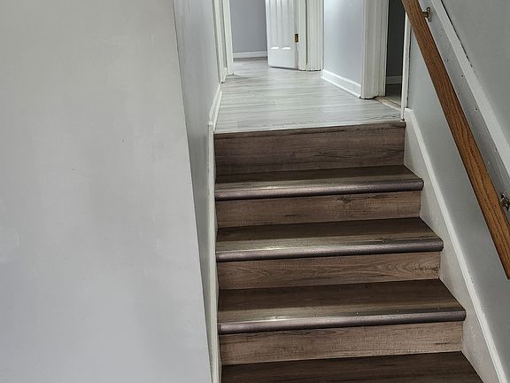 5th image of 6221 Boone Ave N #1