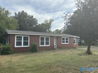 3705 Belvoir Dr SW, Huntsville, AL 35805