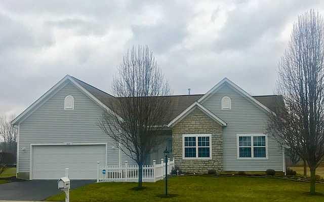 1st image of 160 Mohican Ln