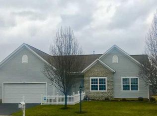 160 Mohican Ln, Pataskala, OH