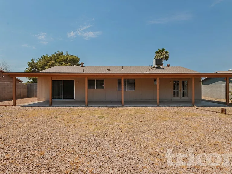 7334 W Carol Ave — Photo 18
