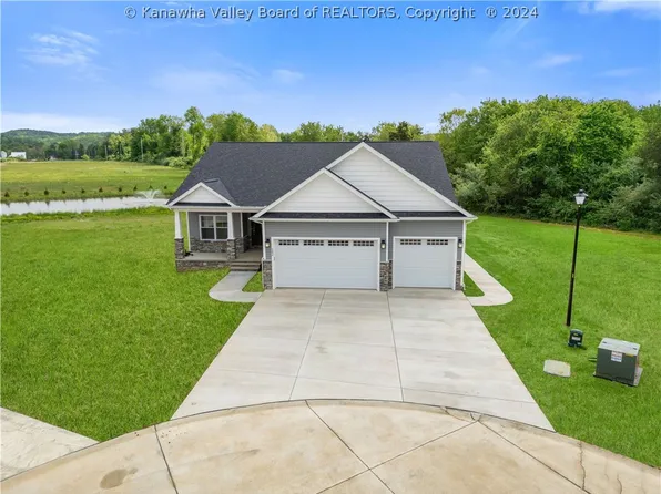 242 Alexanders Ave, Fraziers Bottom, WV 25082