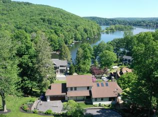 32 Candlewood Dr, New Fairfield, CT 06812