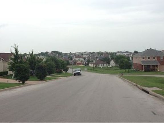 5th image of 408 Estate Dr