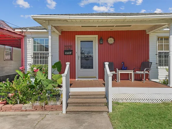 1227 Common Park Dr, Houston, TX 77009