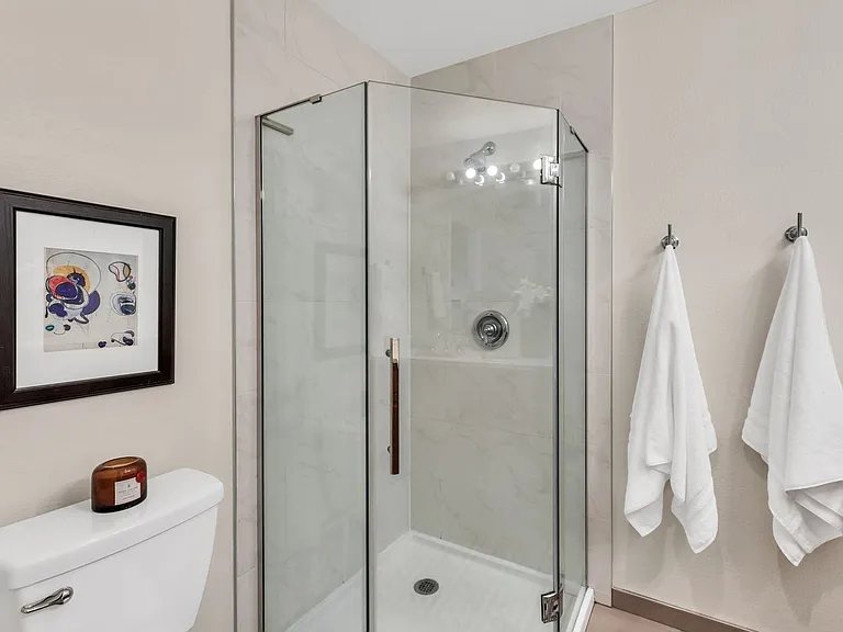 9009 Avondale Rd NE #D107 — Photo 23