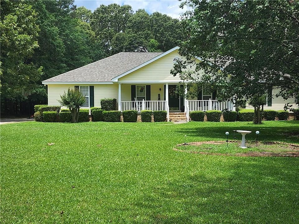 1st image of 928 Plantation Dr