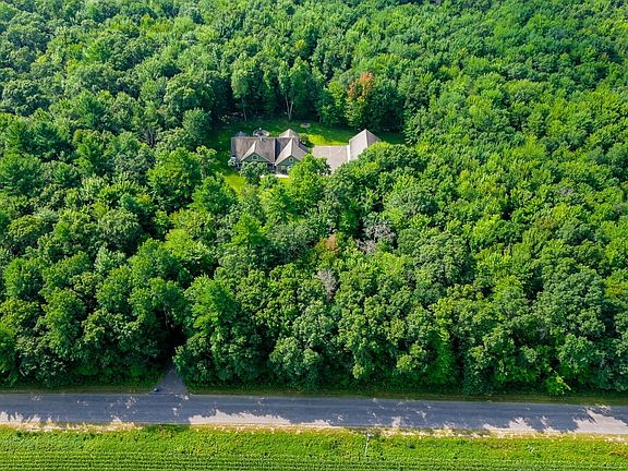 3rd image of E 14585 Curler Road