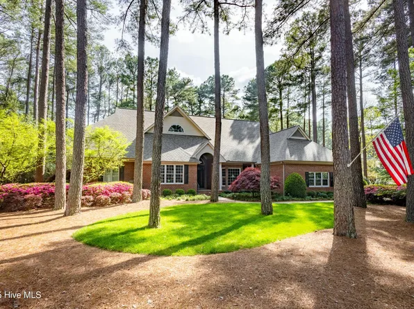 15 Greyabbey Drive, Pinehurst, NC 28374