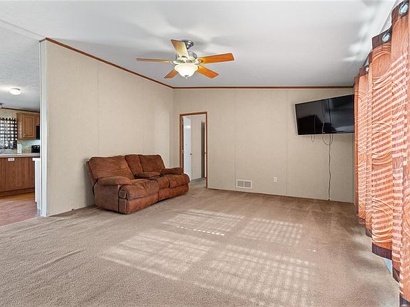 4th image of 2900 Anshultz Rd