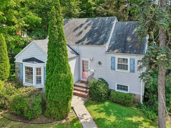 112 Fairview Av., West Orange Twp., NJ 07052