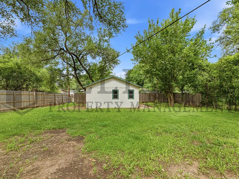 1415 N Prairie Ln — Photo 8