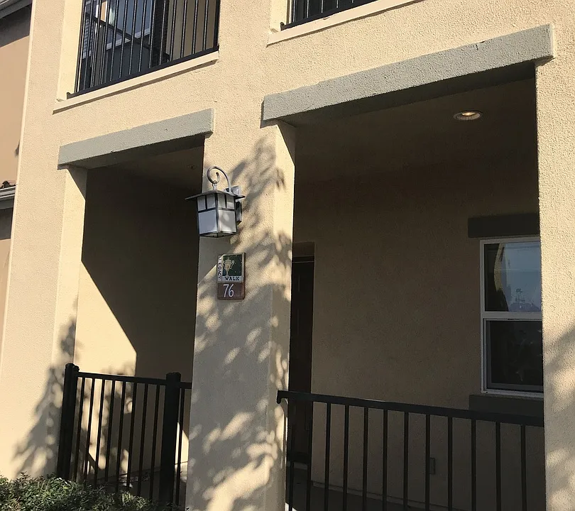 4300 Newton Ave #76
