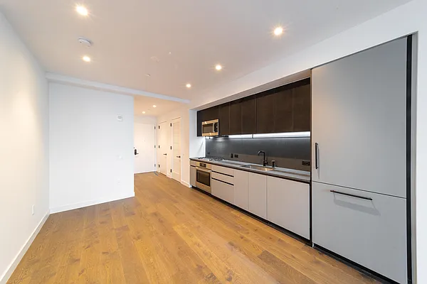 Rented by Spire Group | media 19