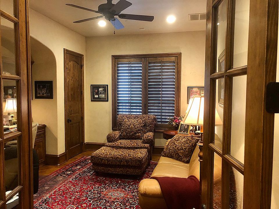 1st image of 4605 Marbella Cir