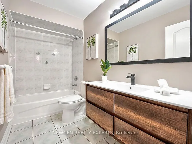 68 Root Cres E #UPPER — Photo 14