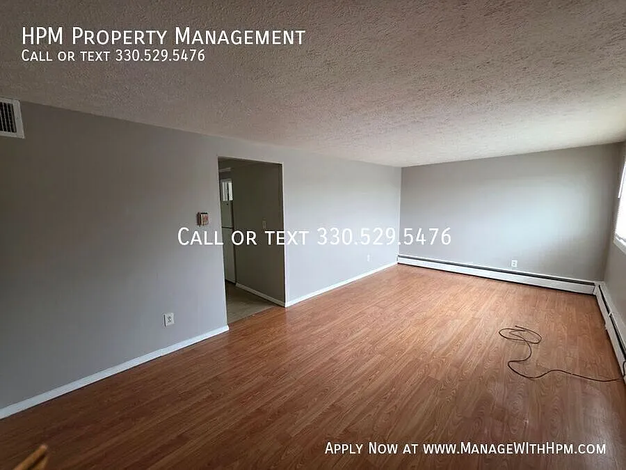 Building Photo - 1605 S Water St #18