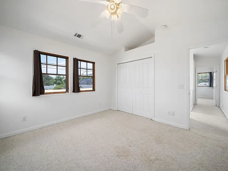2525 Gail Pl — Photo 35