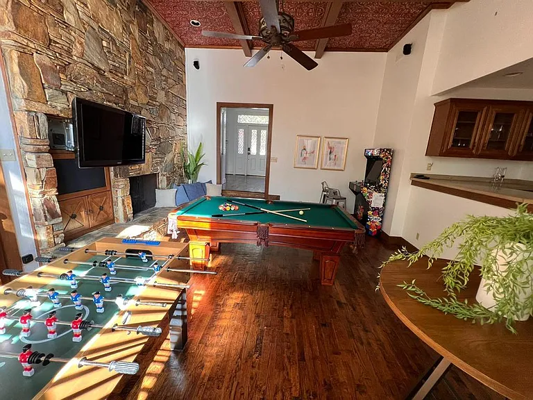 6507 Clubhouse Cir — Photo 14