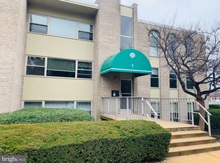 1 Canterbury Sq APT 302, Alexandria, VA 22304