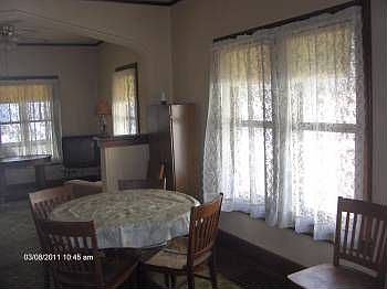 4th image of 1407 E Van Buren St
